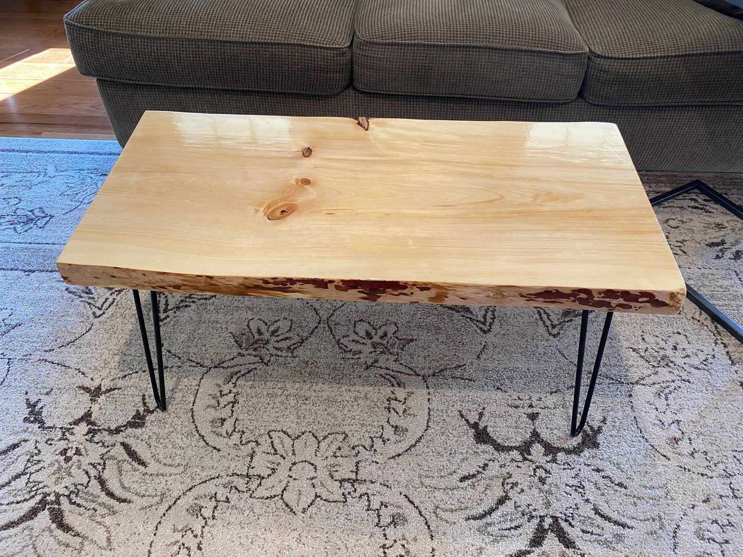 Live Edge Coffee Table - Dark or Natural